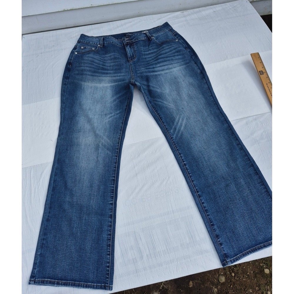 Flamingals Womens 3XL Bootcut Jeans Medium Wash Blue Denim Stretch NWT